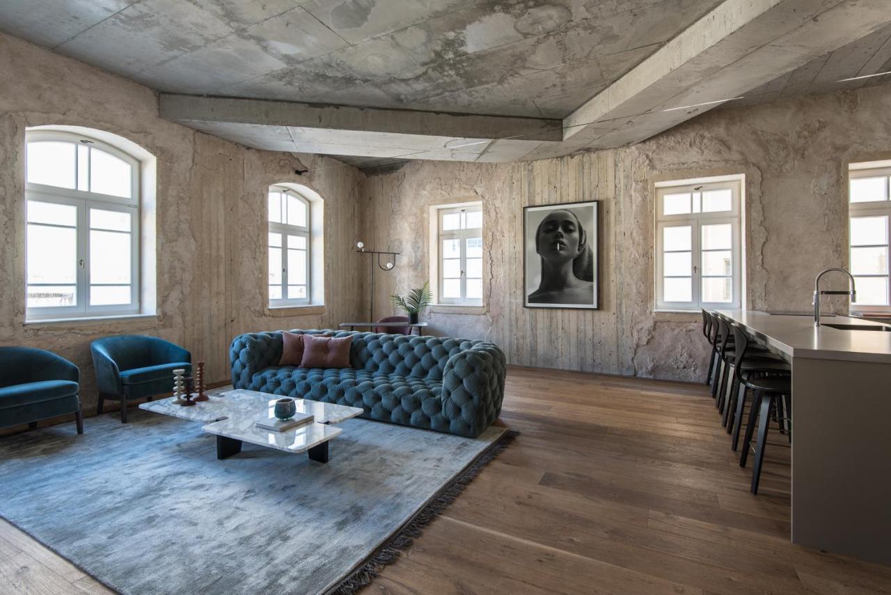 The Levee Hotel Тел Авив Екстериор снимка