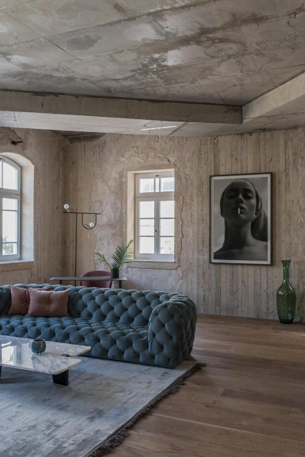 The Levee Hotel Тел Авив Екстериор снимка