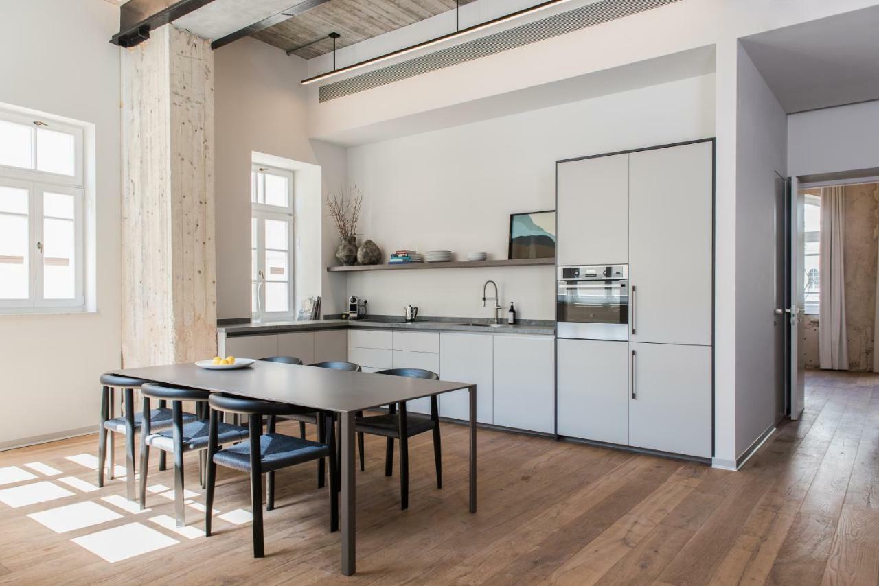 The Levee Hotel Тел Авив Екстериор снимка