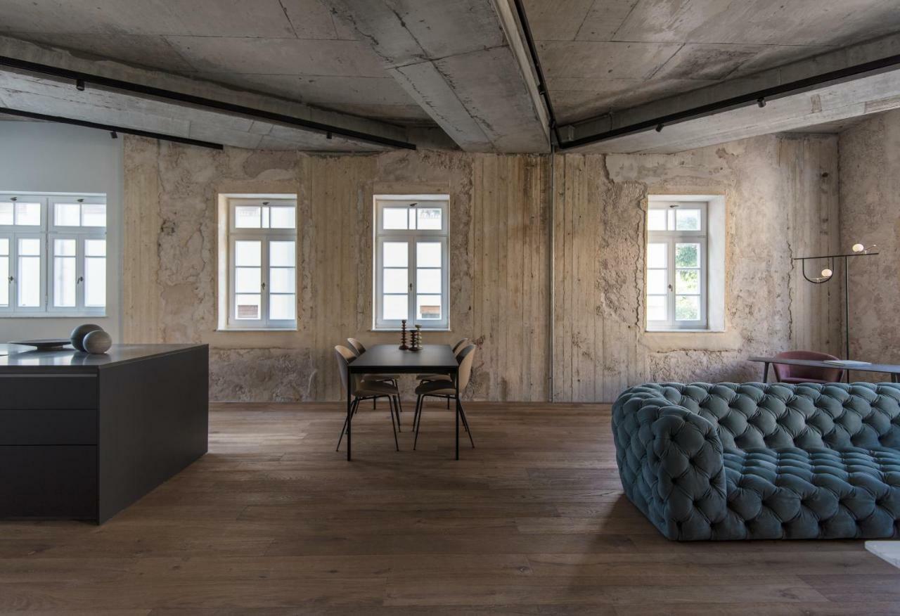 The Levee Hotel Тел Авив Екстериор снимка