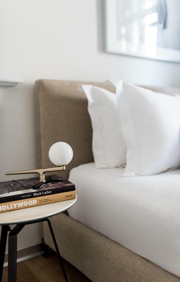 The Levee Hotel Тел Авив Екстериор снимка