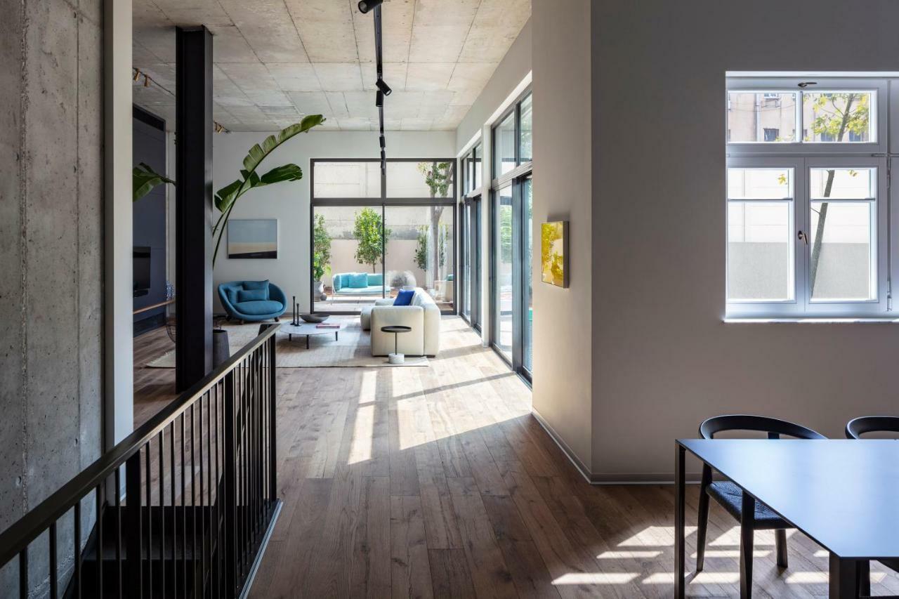 The Levee Hotel Тел Авив Екстериор снимка